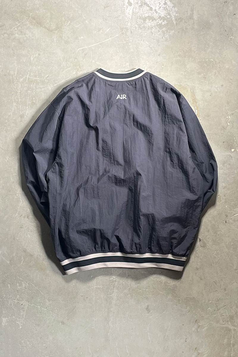 90'S V-NECK PULL-OVER NYLON JACKET / GREY	[SIZE: XL USED]