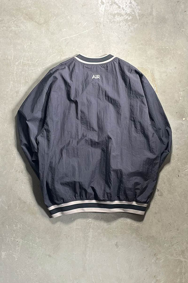 90'S V-NECK PULL-OVER NYLON JACKET / GREY	[SIZE: XL USED]