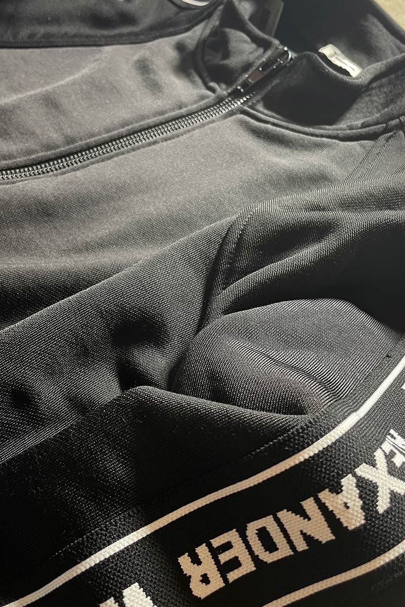 LOGO TRACK JACKET / BLACK [SIZE: L USED]
