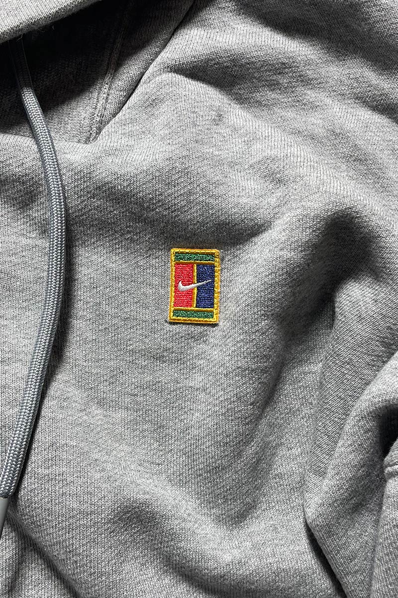 NIKE TENNIS LOGO SWEAT HOODIE / GREY [SIZE: M USED]