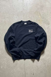 LOGO SWEATSHIRT / BLACK [SIZE: XS USED]