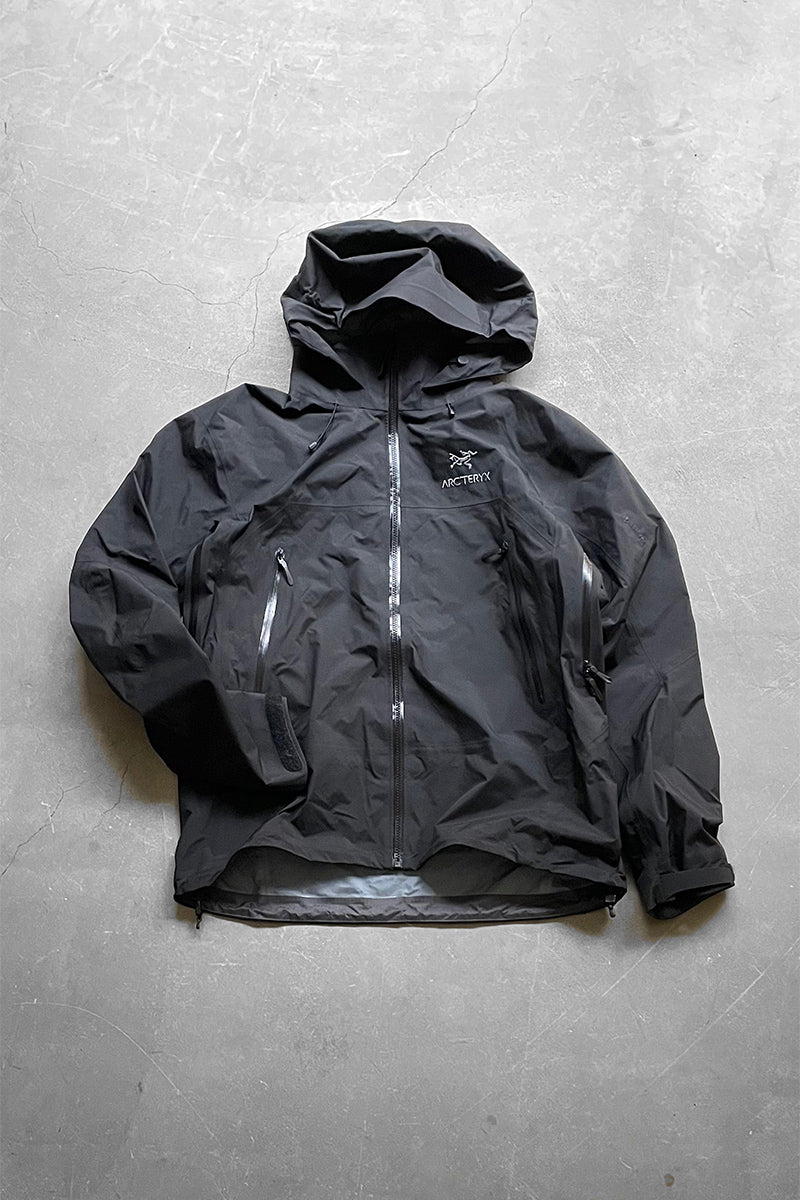 23SS BETA AR GORE-TEX PRO JACKET / BLACK [SIZE: L USED]