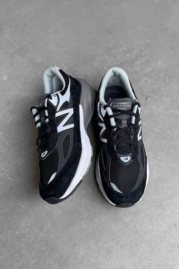 MADE IN USA 990 V6 / BLACK [SIZE: US8.5 (26.5cm equivalent) USED]