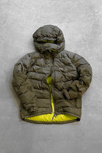 画像をギャラリービューアに読み込む, Y2K EARLY 00&#39;S PERTEX ENDURANCE DOWN ASCENT JACKET / KHAKI [SIZE: S USED]
