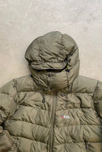 画像をギャラリービューアに読み込む, Y2K EARLY 00&#39;S PERTEX ENDURANCE DOWN ASCENT JACKET / KHAKI [SIZE: S USED]
