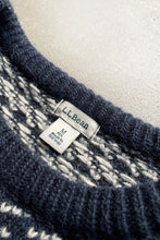 画像をギャラリービューアに読み込む, MADE IN NORWAY BIRDSEYE KNIT SWEATER / NAVY [SIZE: M USED]
