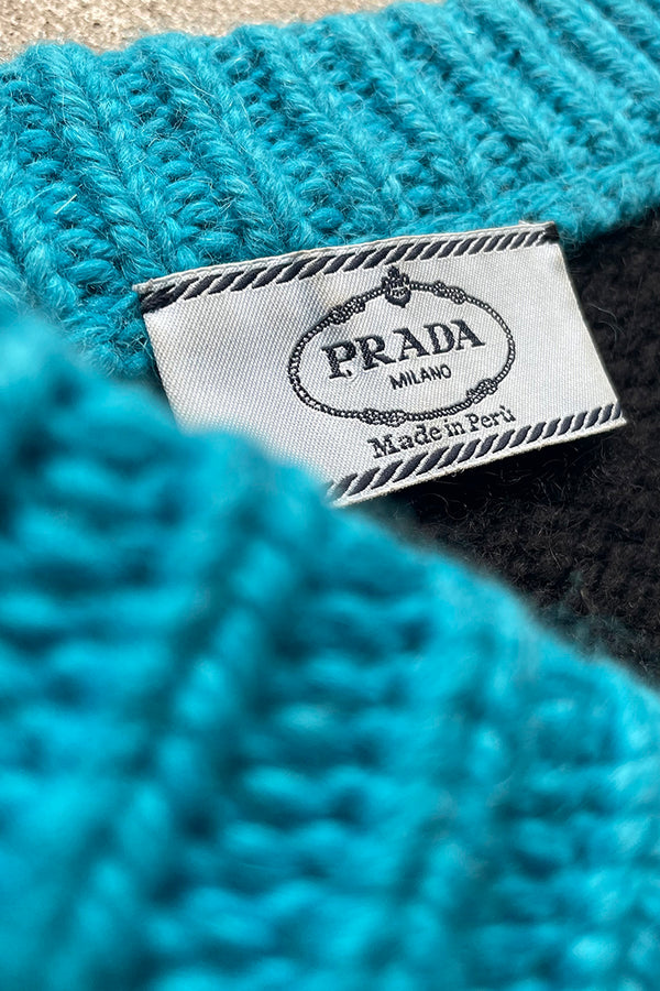 MADE IN PERU V-NECK ALPACA KNIT SWEATER / BLACK [SIZE: 38 (equivalent to M) USED]
