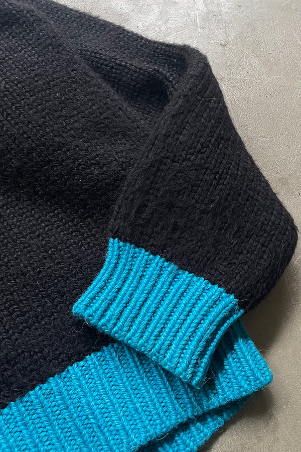MADE IN PERU V-NECK ALPACA KNIT SWEATER / BLACK [SIZE: 38 (equivalent to M) USED]