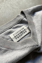 画像をギャラリービューアに読み込む, MADE IN ITALY 06&#39;SS ELBOW PATCH V-NECK SWEATER / GRAY [SIZE: S USED]
