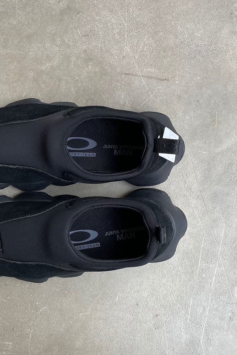 FRESH SLIP-ON SNEAKERS / BLACK [SIZE US8.0 (approx. 26.0cm) USED]