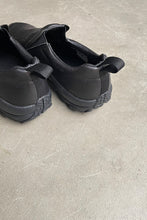 画像をギャラリービューアに読み込む, LEATHER SLIPON SNEAKERS / BLACK [SIZE: US9.0 (27.0cm相当) USED]
