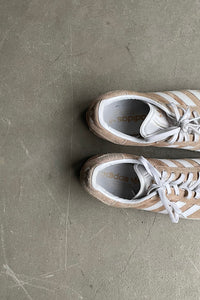 GAZELLE LEATHER SNEAKERS / BEIGE [SIZE US8.0 (26.0cm相当) USED]