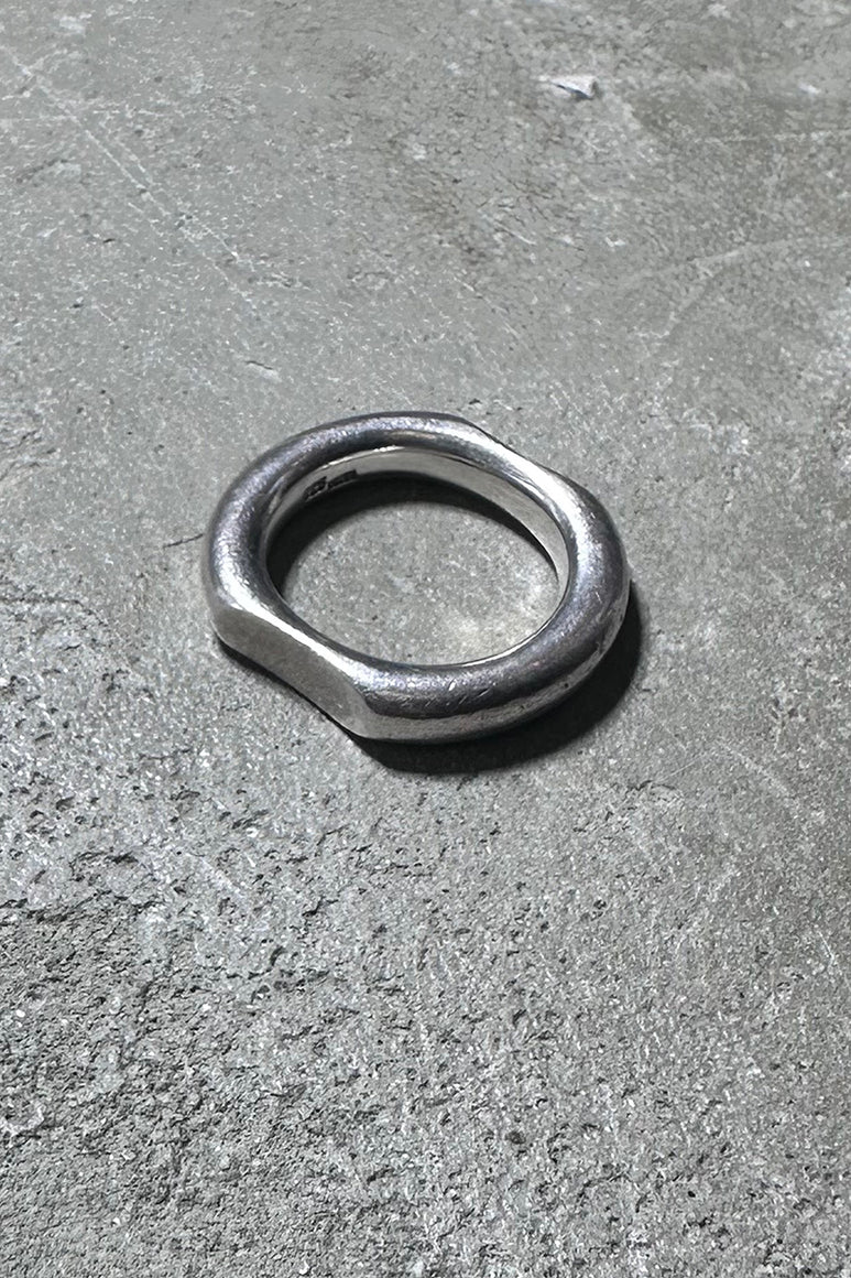 925 SILVER RING / SILVER [SIZE: 12号相当 USED]