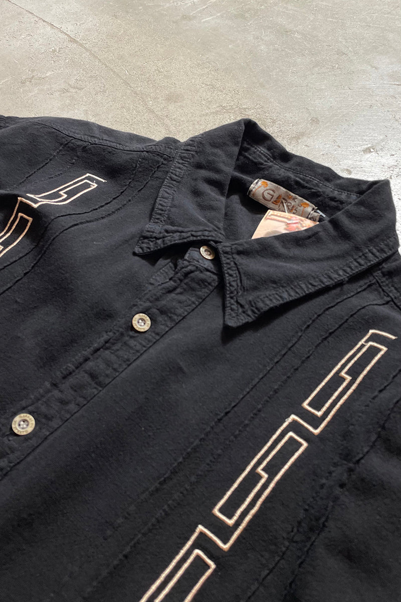 90's S/S EMBROIDERY DESIGN SHIRT / BLACK [SIZE: XL DEADSTOCK/NOS]