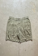 画像をギャラリービューアに読み込む, 90&#39;S TUCK SILK SHORTS / KHAKI [SIZE: 32 USED]
