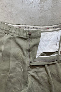 90'S TUCK SILK SHORTS / KHAKI [SIZE: 32 USED]