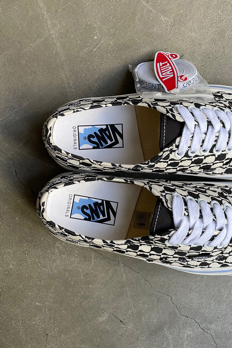 22'S OG AUTHENTIC / WHITE [SIZE US8.0 (26.0cm相当) NOS/DEADSTOCK]