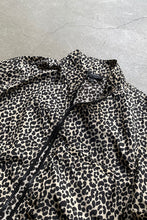 画像をギャラリービューアに読み込む, MADE IN ROMANIA LEOPARD ZIP NYLON JACKET / BEIGE [SIZE: M USED]
