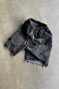 CARGOBELA TECH DENIM SHORTS / BLACK [SIZE: S USED]