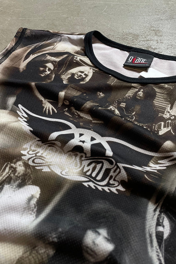 MADE IN USA 90'S AEROSMITH SLEEVELESS SHIRT / MULTI [SIZE: L USED]