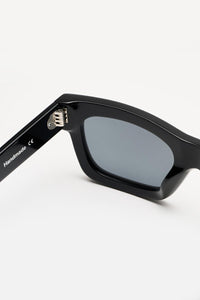 GRETA / BLACK