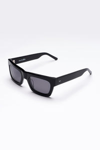GRETA / BLACK