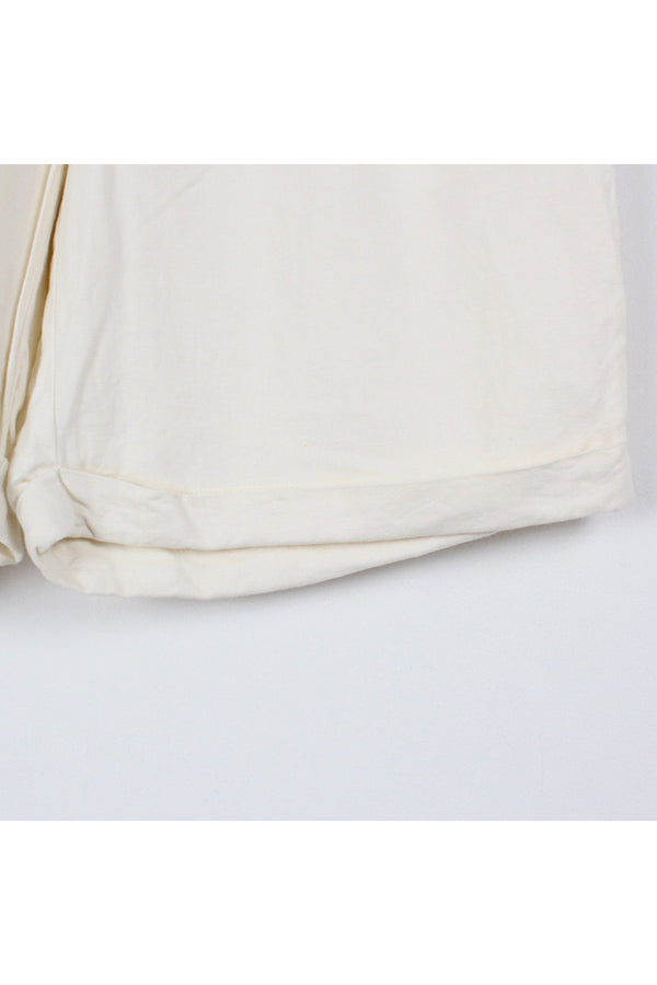 90'S TACK SHORTS / WHITE [SIZE: 32 USED]