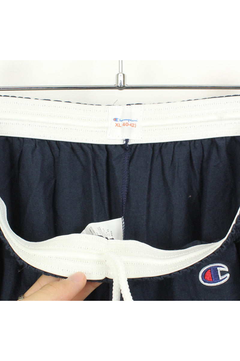 ONE POINT LOGO TRAINING SHORTS / NAVY [SIZE: XL USED]