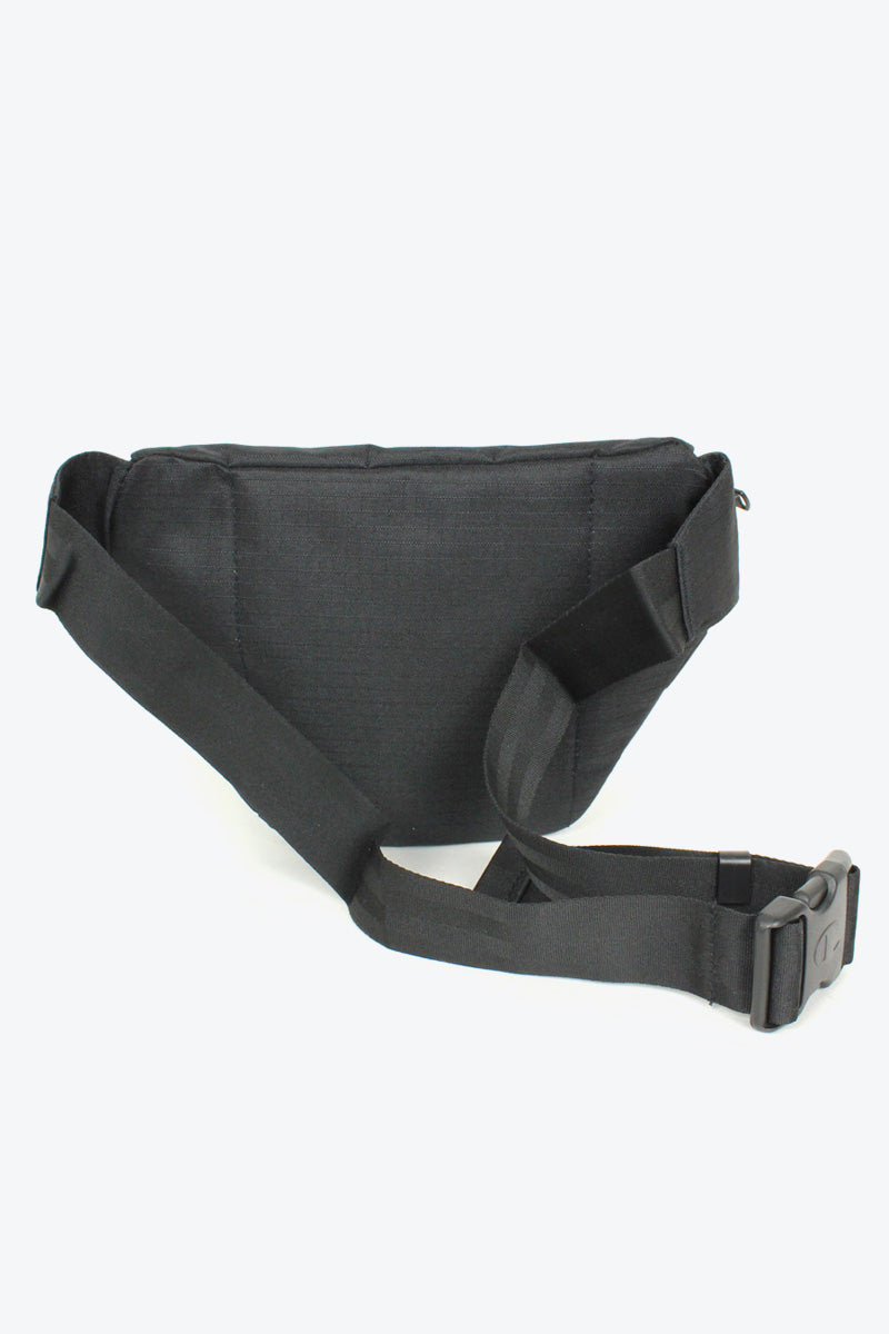 CLASSIC SLING BAG / BLACK