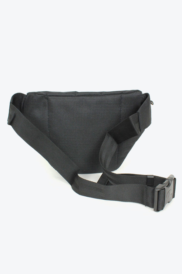 CLASSIC SLING BAG / BLACK