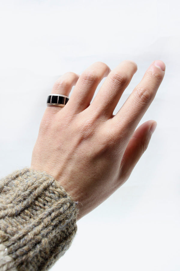 925 SILVER RING W/ONYX [SIZE: US 5.5 USED]