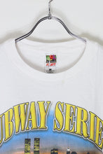 画像をギャラリービューアに読み込む, 01&#39;S S/S MLB NY METS T-SHIRT SUBWAY SERIES / WHITE [SIZE: XL USED]
