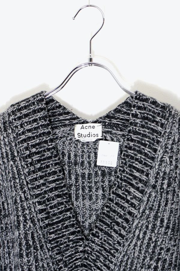 V-NECK WOOL MELANGE KNIT SWEATER / BLACK [SIZE: S USED]