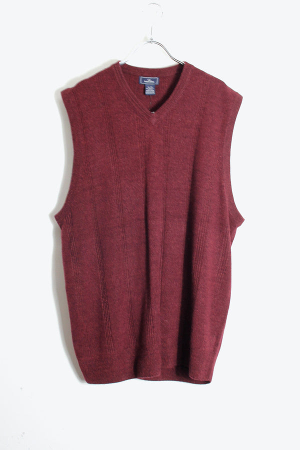 V-NECK KNIT VEST / WINE RED [SIZE: XL DEADSTOCK/NOS]