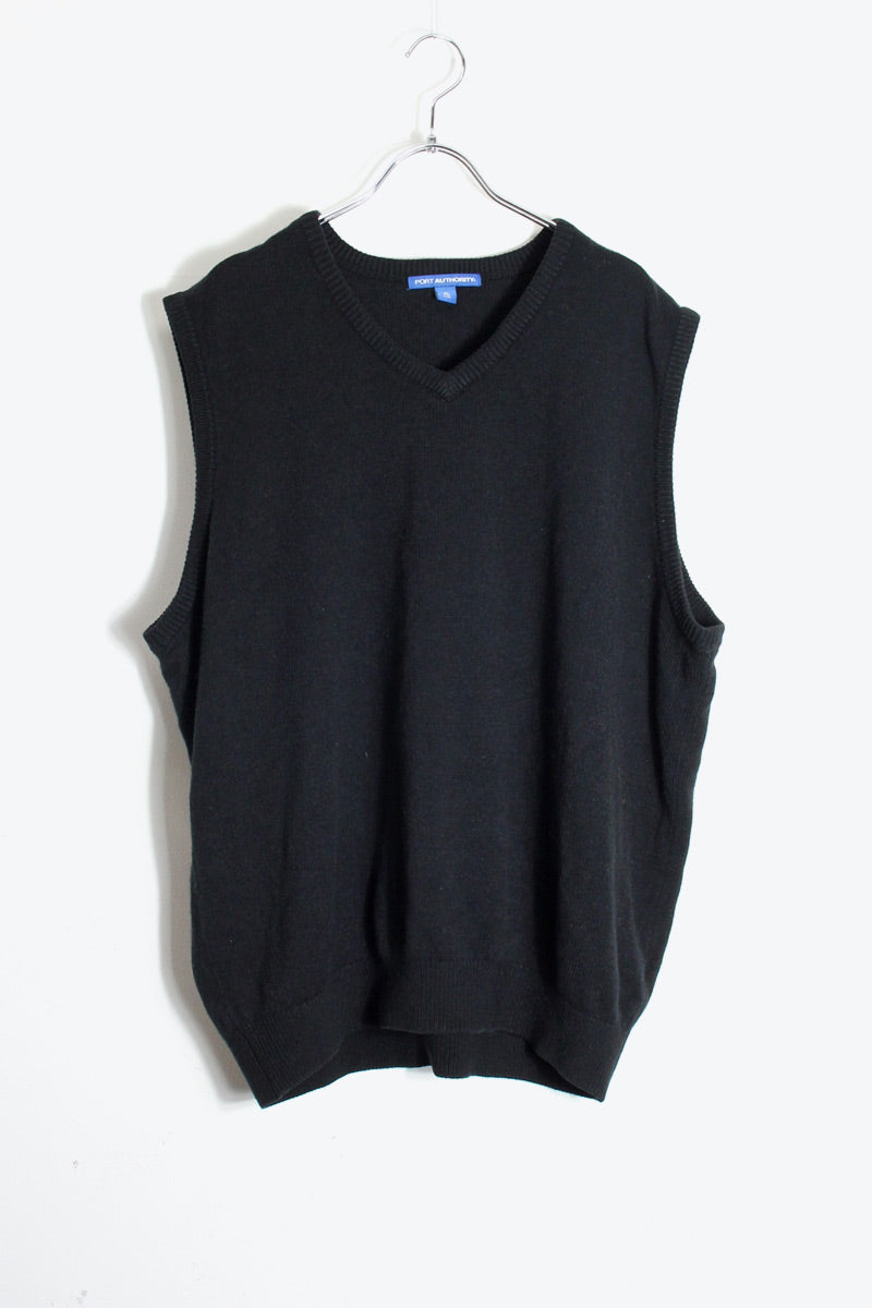 V-NECK KNIT VEST / BLACK [SIZE: XL USED]