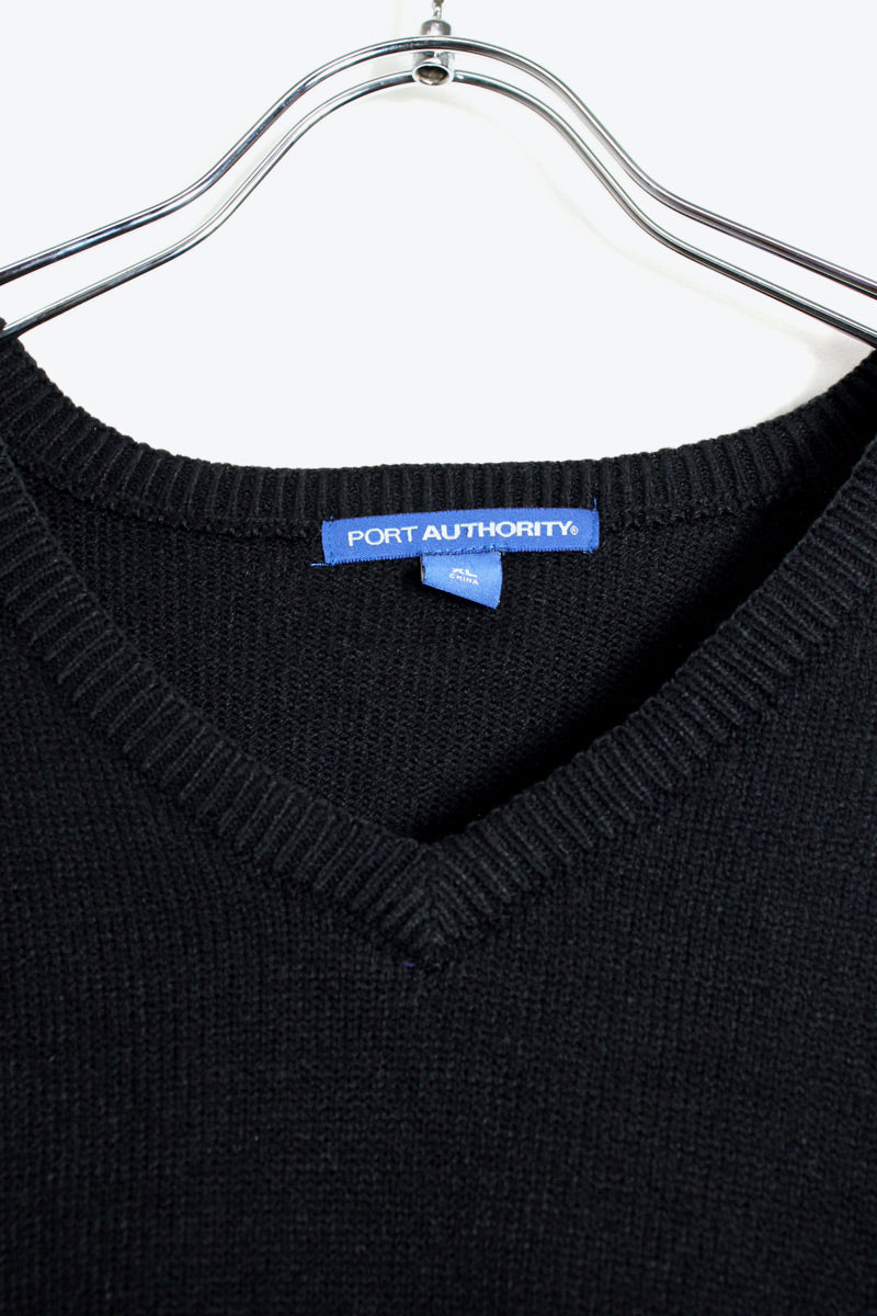 V-NECK KNIT VEST / BLACK [SIZE: XL USED]