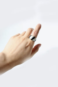 925 SILVER RING W / STONE [SIZE: 13.5号 USED]