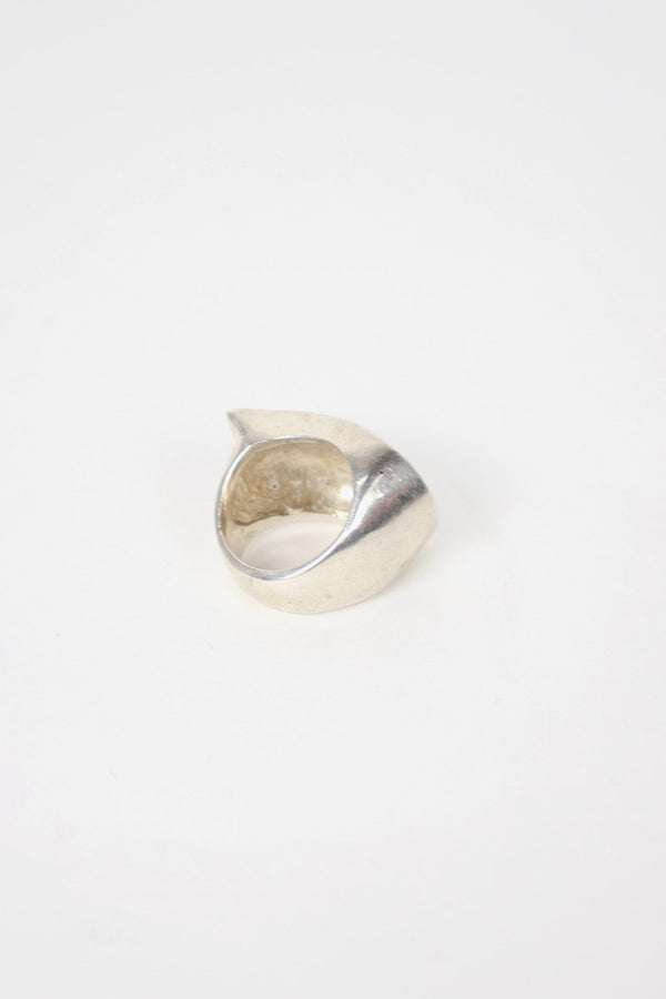VINTAGE SILVER RING [SIZE: Equivalent to JP 11 USED]