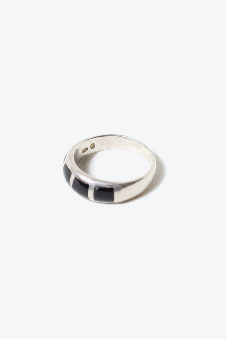 925 SILVER RING W / ONYX [SIZE: 16号 USED]