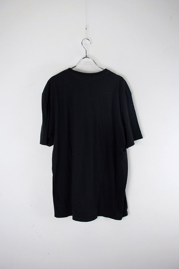 WORLD FLAGS LOGO TEE SHIRT / BLACK [SIZE: XL USED]