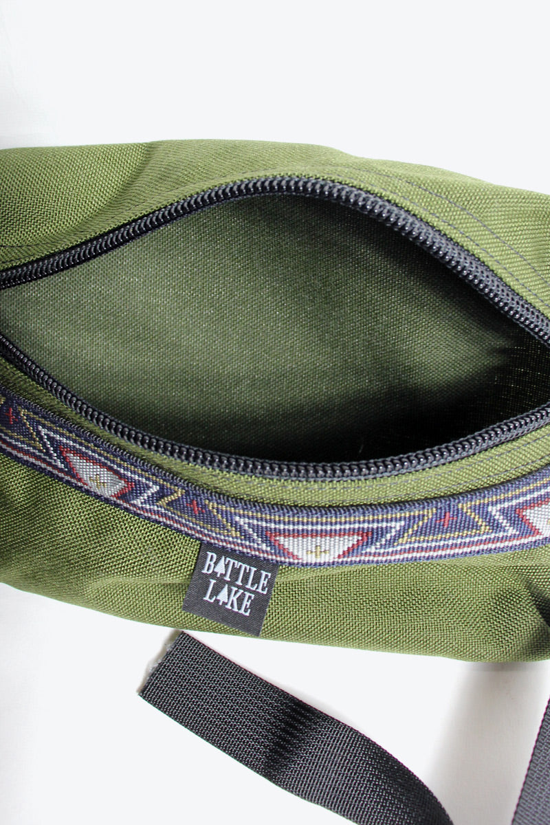 FANNY PACK / OLIVE [ONE SIZE NEW]