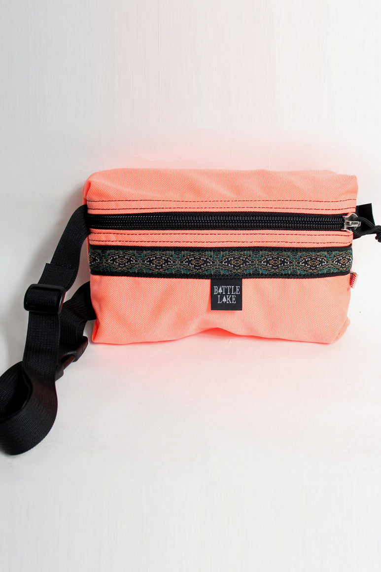 FANNY PACK / PINK [ONE SIZE NEW]