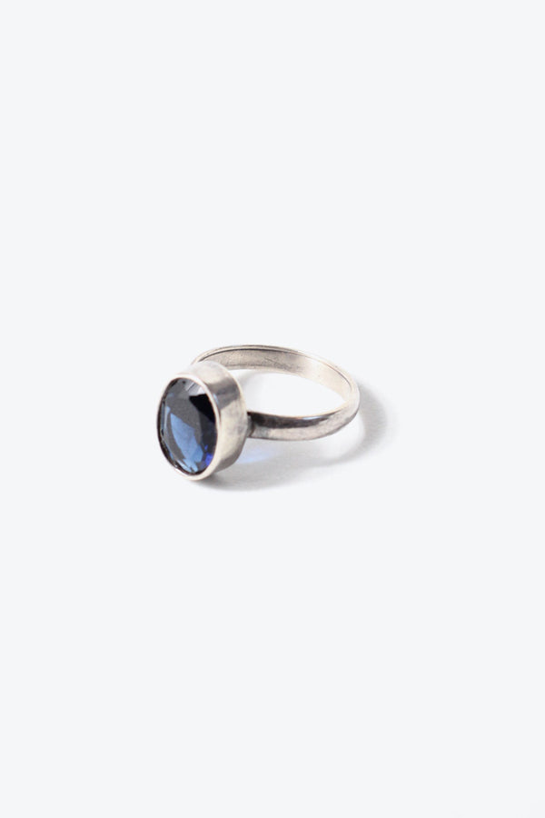 SILVER RING W/GLASS STONE [SIZE: 16 USED]