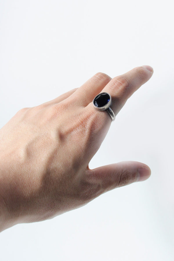 SILVER RING W/GLASS STONE [SIZE: 16 USED]
