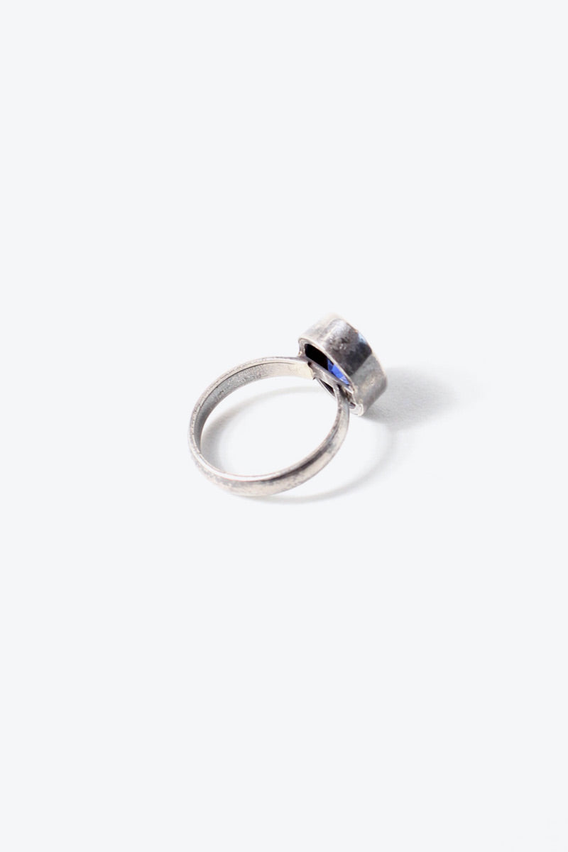 SILVER RING W/GLASS STONE [SIZE: 17 USED]