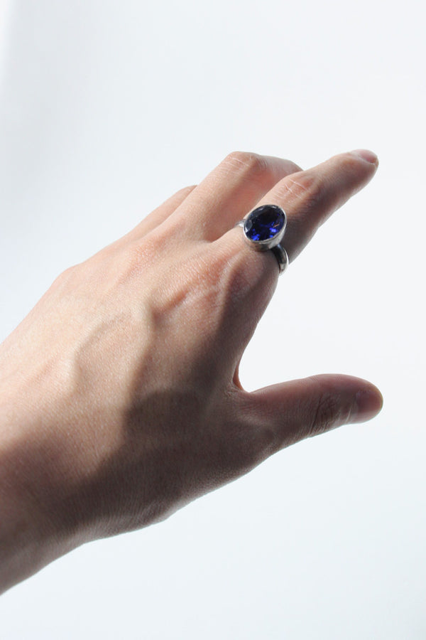 SILVER RING W/GLASS STONE [SIZE: 17 USED]