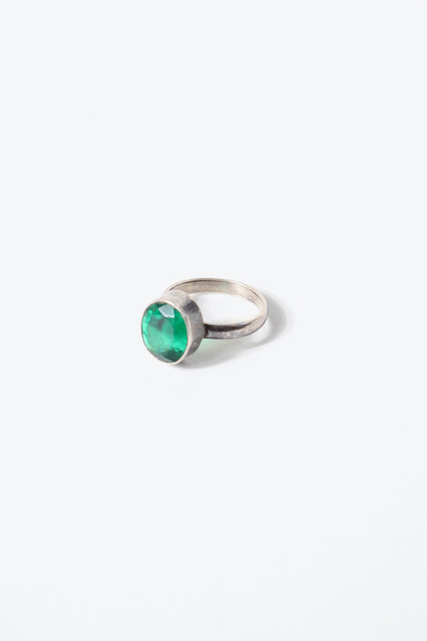 SILVER RING WITH GLASS STONE [SIZE: 19 USED]