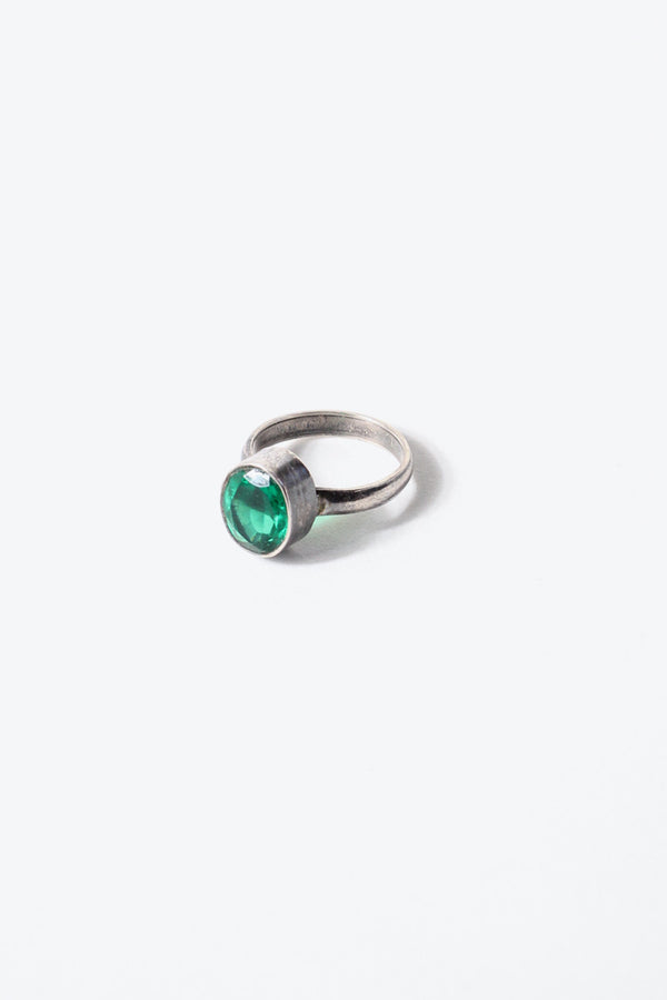 SILVER RING W/GLASS STONE [SIZE: US 9.5 USED]