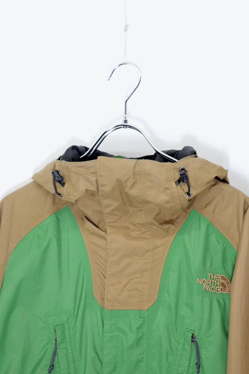 14'S HYVENT NYLON MOUNTAIN HOODIE / BEIGE / GREEN [ SIZE: M USED ]