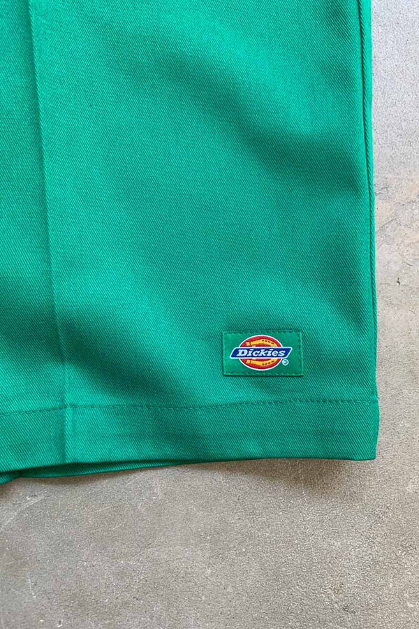 LOOSE FIT SHORT PANTS / GREEN [SIZE: W34 DEADSTOCK/NOS]